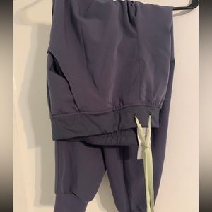 Figs scrubs